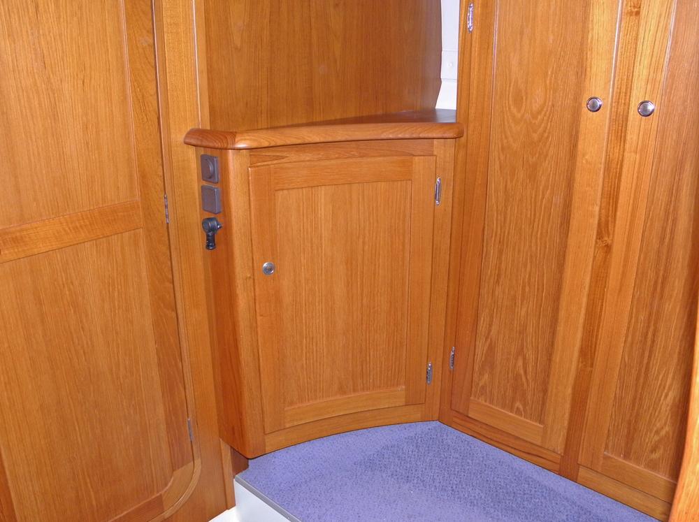 Fore ship, Accommodation